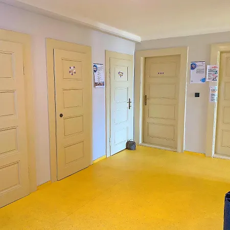 Knk Vibrant Central Spacious Hideaway Apartmán Hradec Králové