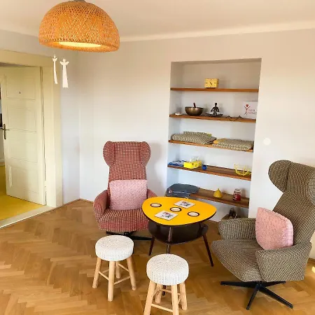 Knk Vibrant Central Spacious Hideaway Hradec Králové